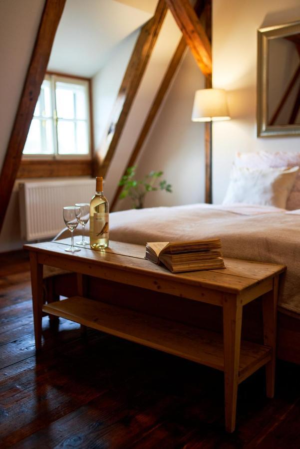 Barokní kaplanka 1796 A. D. - luxusní apartmány v Českém ráji Zelezny Brod Extérieur photo